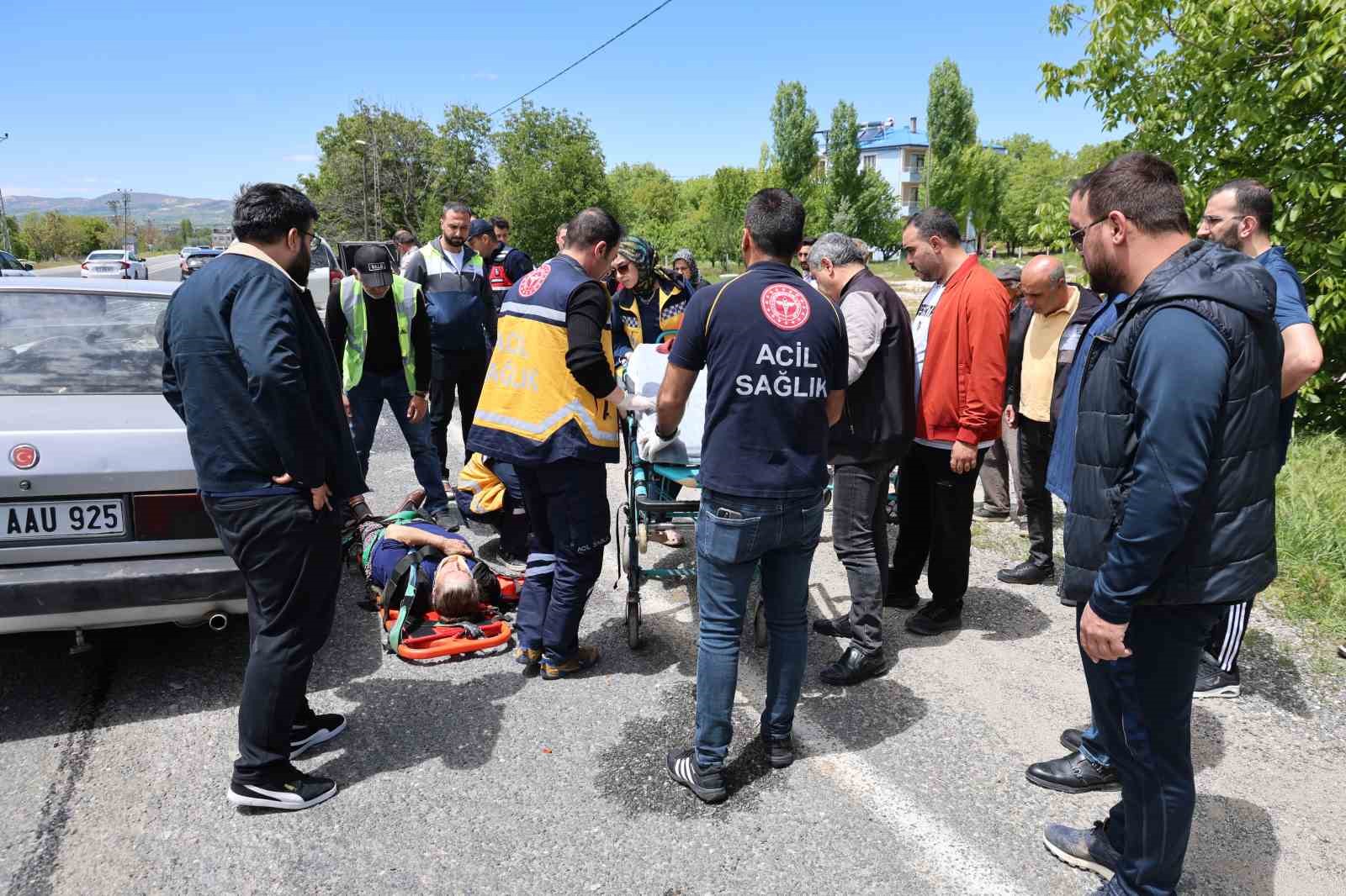 elazigda trafik kazasi 2si cocuk 5 yarali 2
