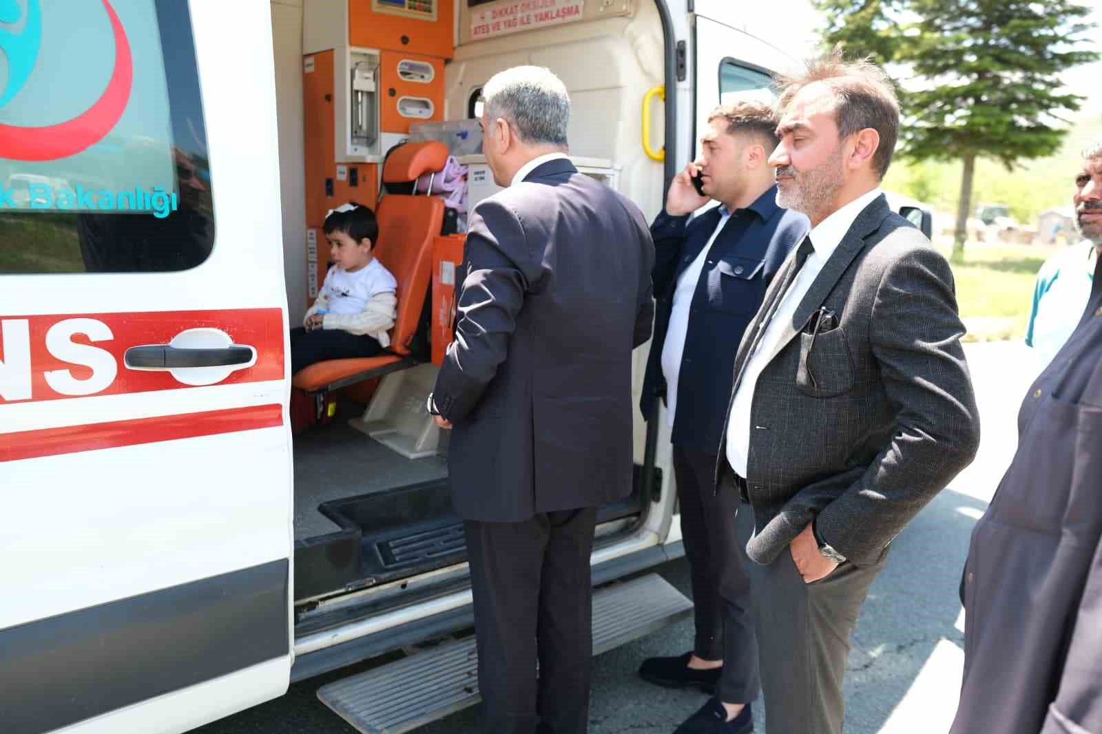 elazigda trafik kazasi 6 yarali 3 r7Byz1qK