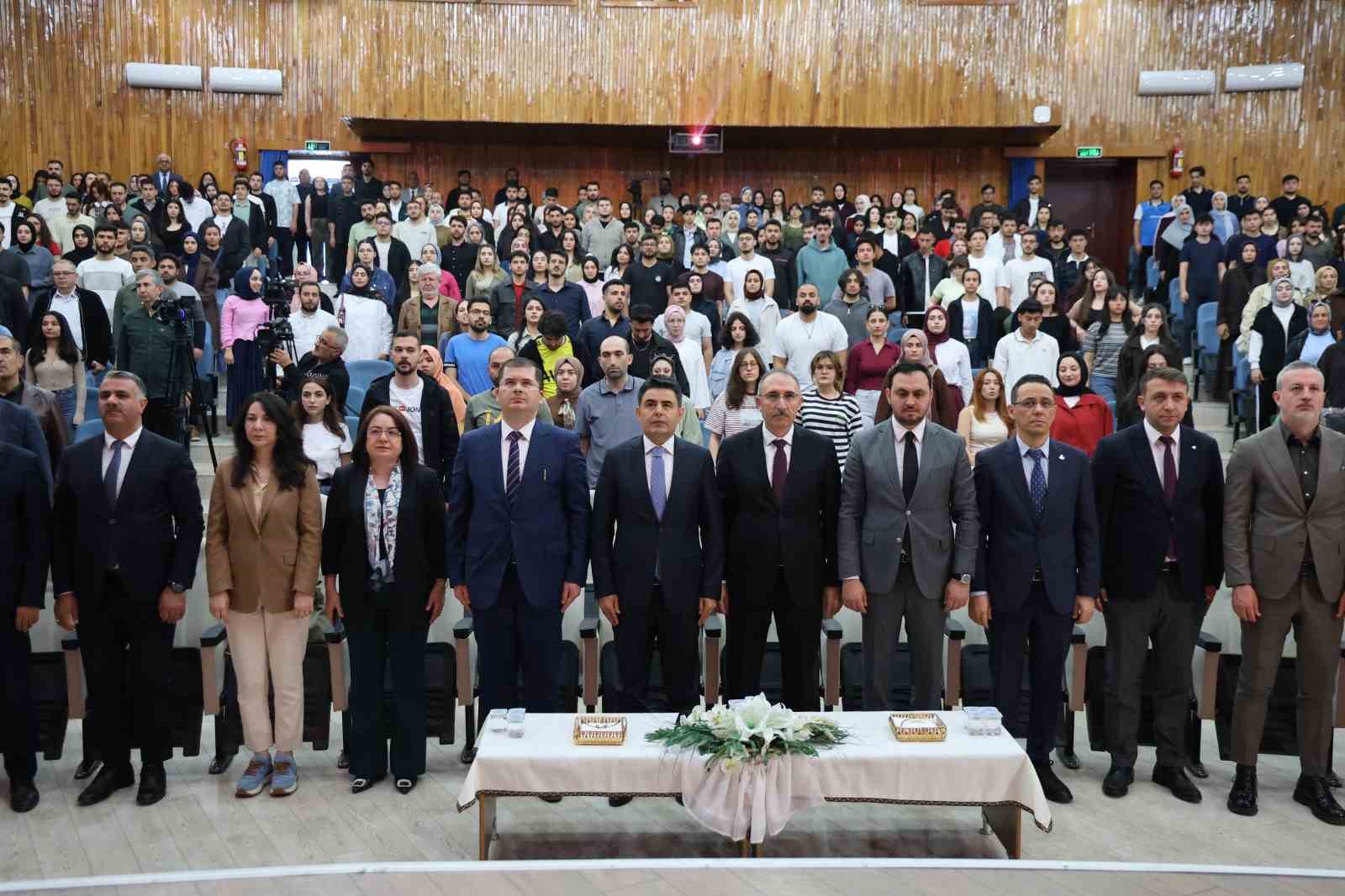 elazigda turkiye yuzyilinda ulastirma vizyonu programi gerceklestirildi 0