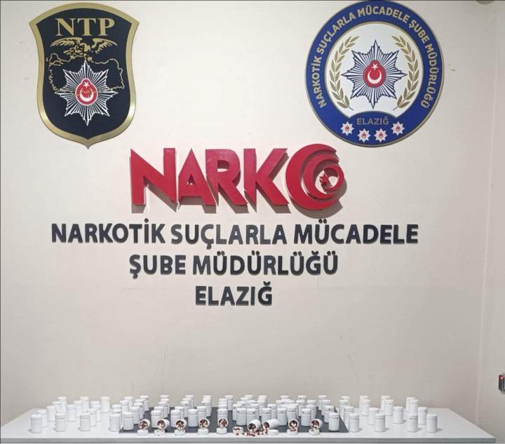 elazigda uyusturucu operasyonu 2 supheli yakalandi 0 rXbXeLKe
