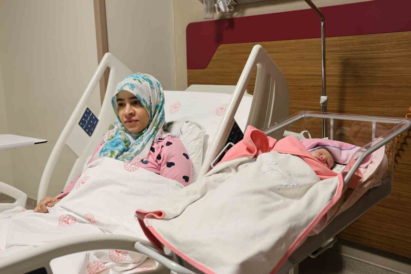 elazigda yeni yilin ilk dakikalarinda 4 bebek dunyaya geldi 5 jAvpfhmJ