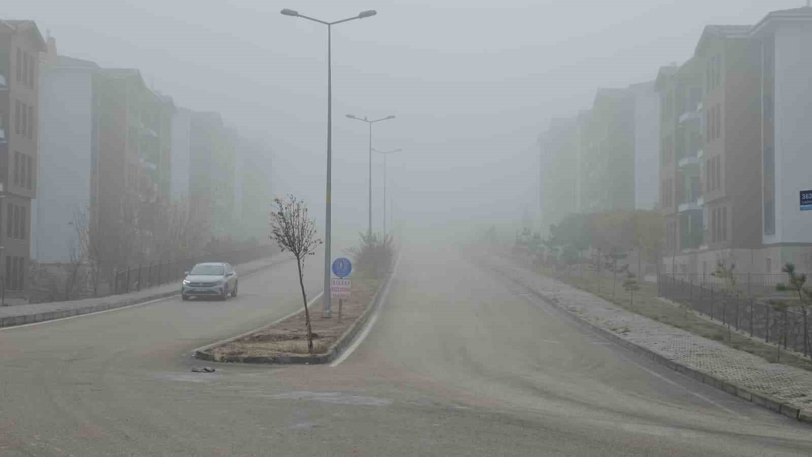 elazigda yogun sis bir mahalle adeta kayboldu 1 2wfvDiHm