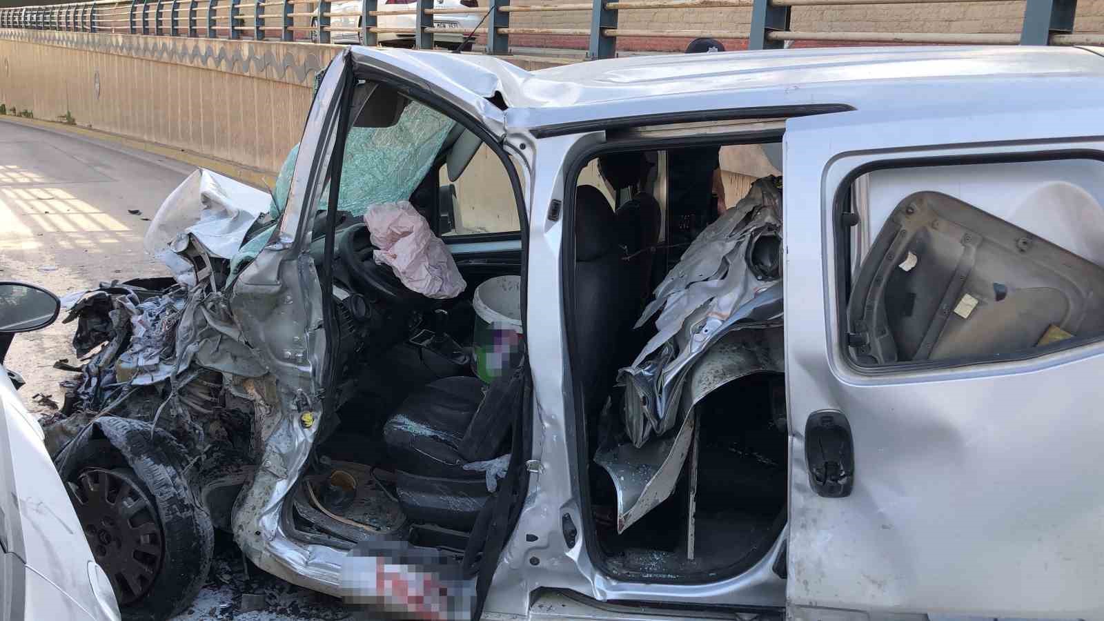 elazigda zincirleme trafik kazasi 5 yarali 2 6CJqmYsp