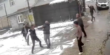 elazigdaki-kavga-tuvaletini-duvara-yapan-yolcu-nedeniyle-cikmis-UgZtuQsN.jpg