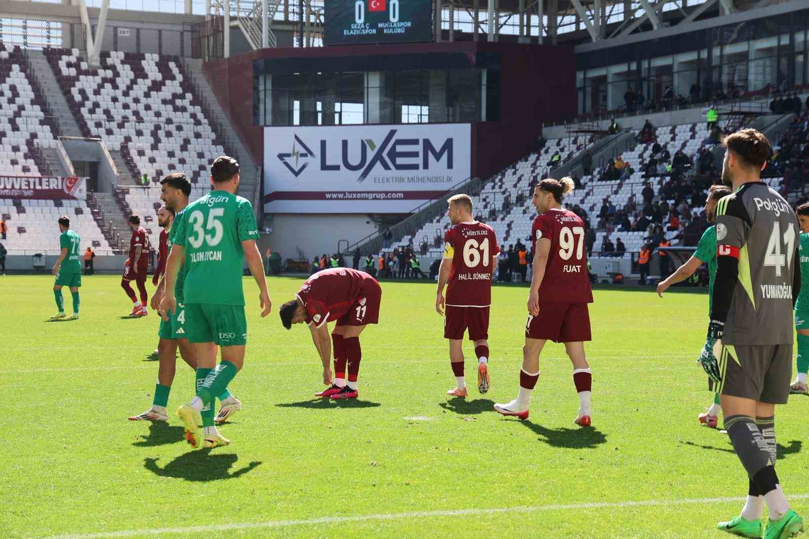 elazigsporda 3 sakat 1 cezali 0 7VwLraiS
