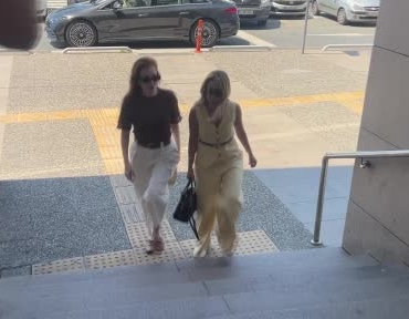 elcin-sangu-ahbaplar-suc-orgutu-sorusturmasi-kapsaminda-ifade-vermek-uzere-adliyeye-geldi-XmOXXXrG.jpg