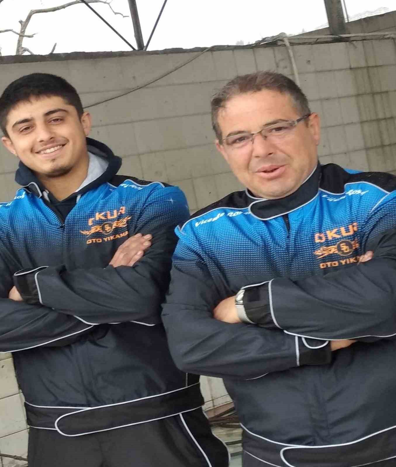 Elektik akımına kapılarak ölen baba ve oğlu gözyaşları arasında toprağa verildi 9 elektik akimina kapilarak olen baba ve oglu gozyaslari arasinda topraga verildi 5 BV3EUymq