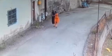 elektrik-diregindeki-yatak-ortusunu-alip-gitti-JqhJB6vh.jpg