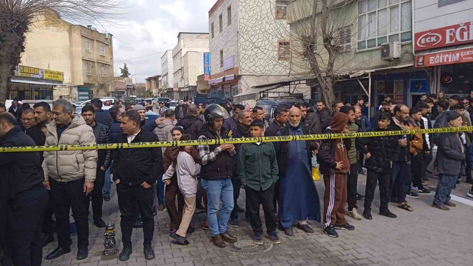 elektrik panosu alev aldi 3 arac zarar gordu 5 DcYNOjRL