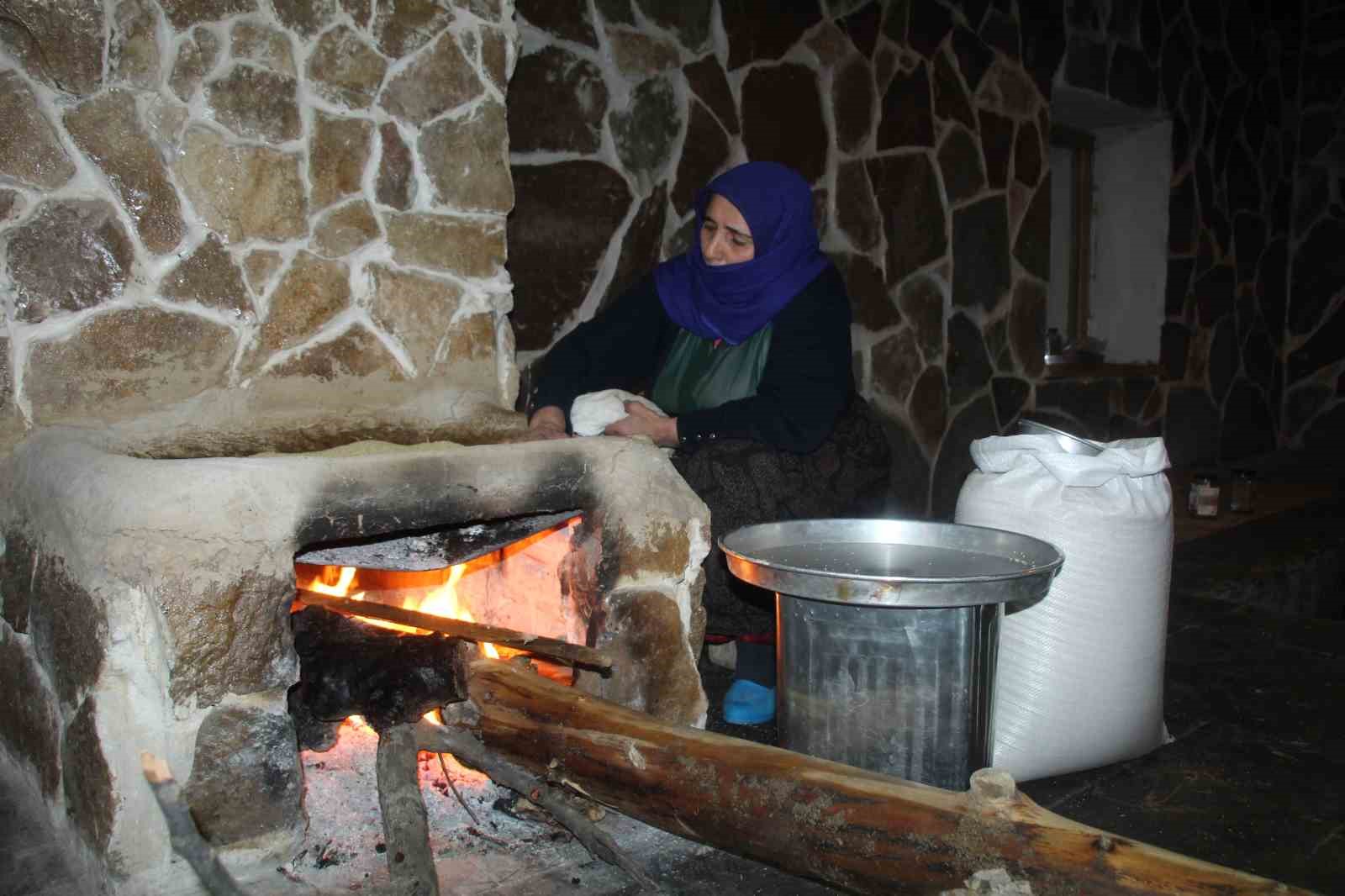 Elektrik yok, makine yok: Şırnak’ta asırlık değirmenden dünyaya coğrafi işaretli tahin 6 elektrik yok makine yok sirnakta asirlik degirmenden dunyaya cografi isaretli tahin 2 kArYiTTl
