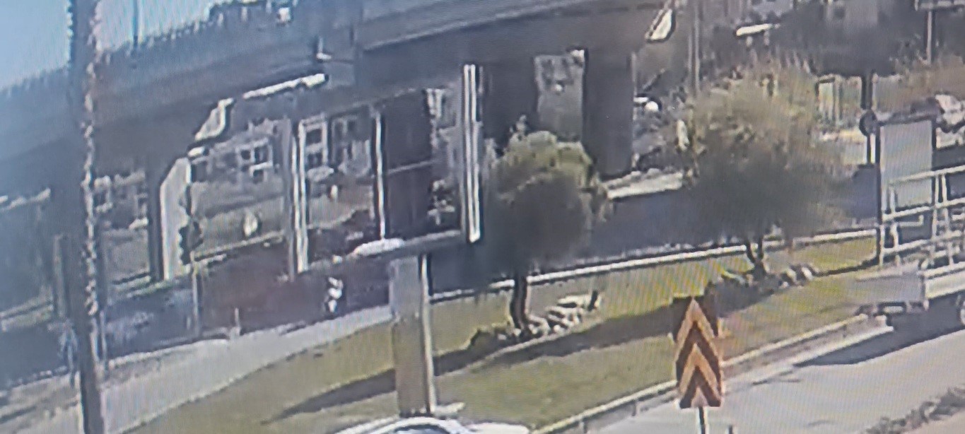 elektrikli bisiklet ile motosiklet carpisti 1 yarali 1 Hz1Sz9JM