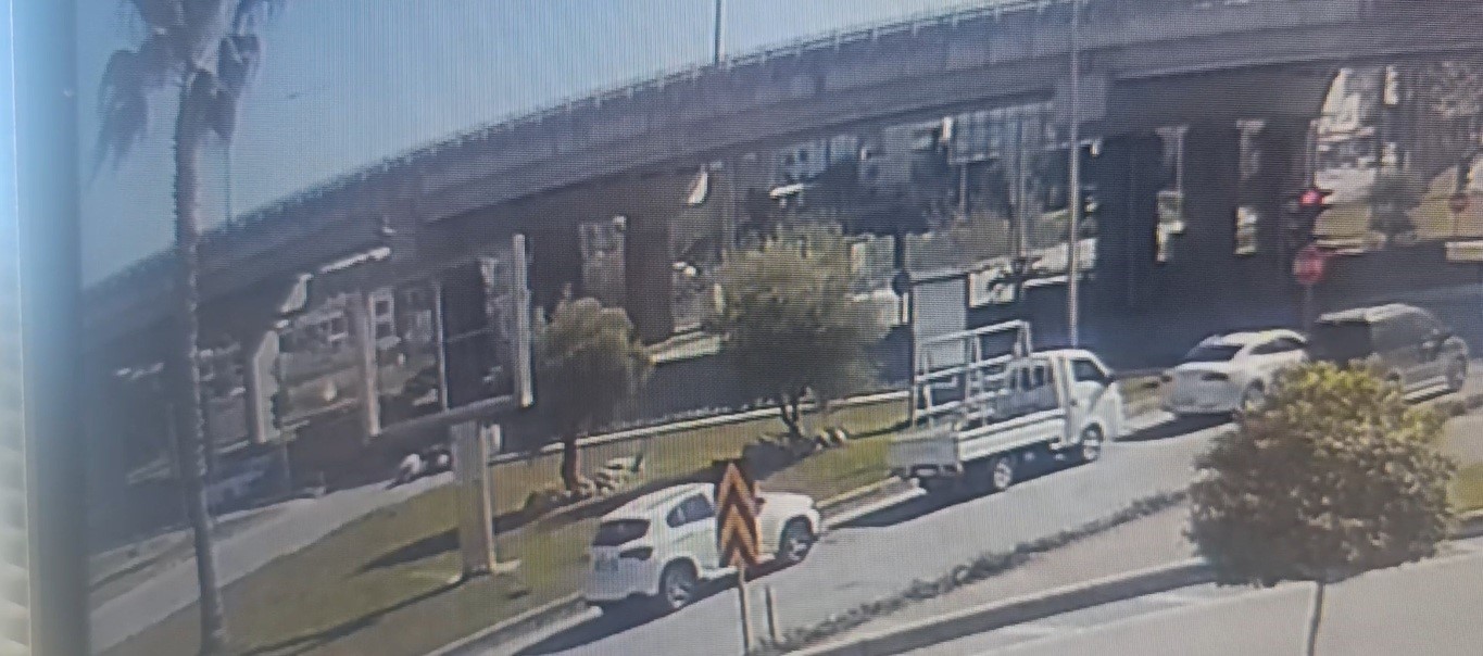 elektrikli bisiklet ile motosiklet carpisti 1 yarali 2 2HhkyURZ