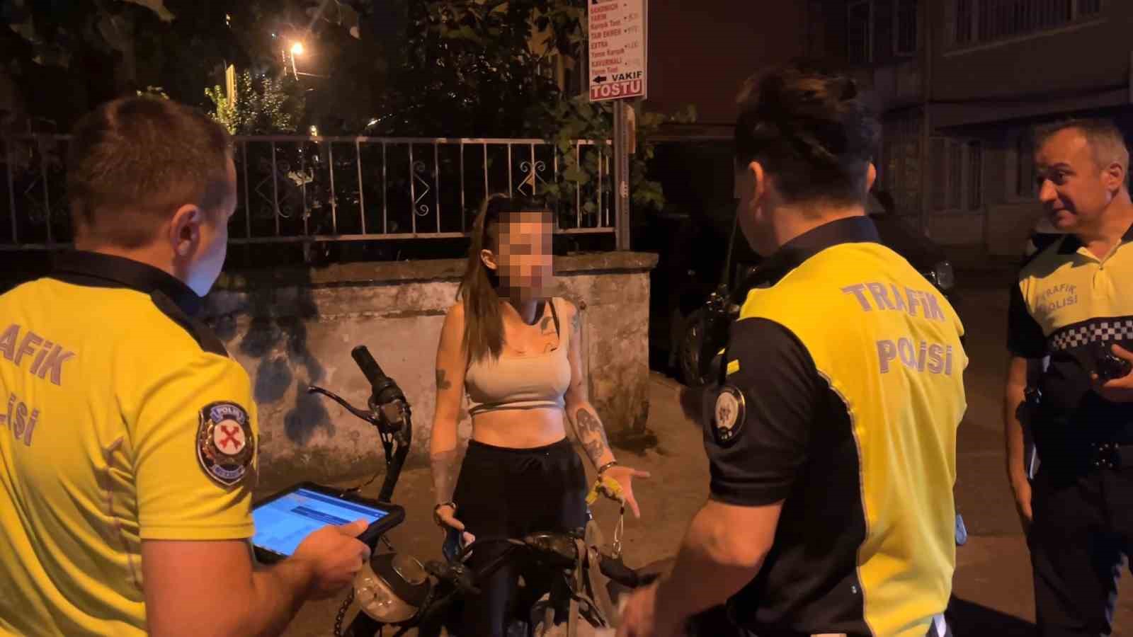 Elektrikli bisiklet sürücüsü alkollü çıktı, "Eve gidiyordum" dedi 7 elektrikli bisiklet surucusu alkollu cikti eve gidiyordum dedi 3 Q59XIhDk