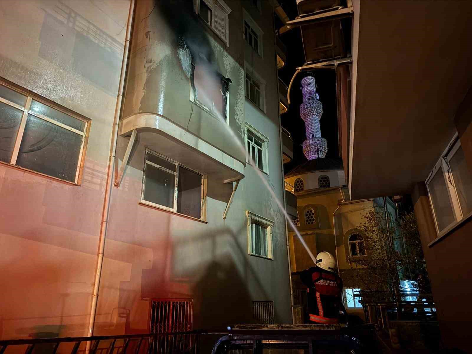 elektrikli soba yangina neden oldu daire alev alev yandi 3 TUHnk12a