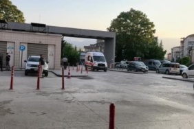 Gemlik Çarşı Deresi’nde temizlik çalışmaları başladı 3 thumbnail