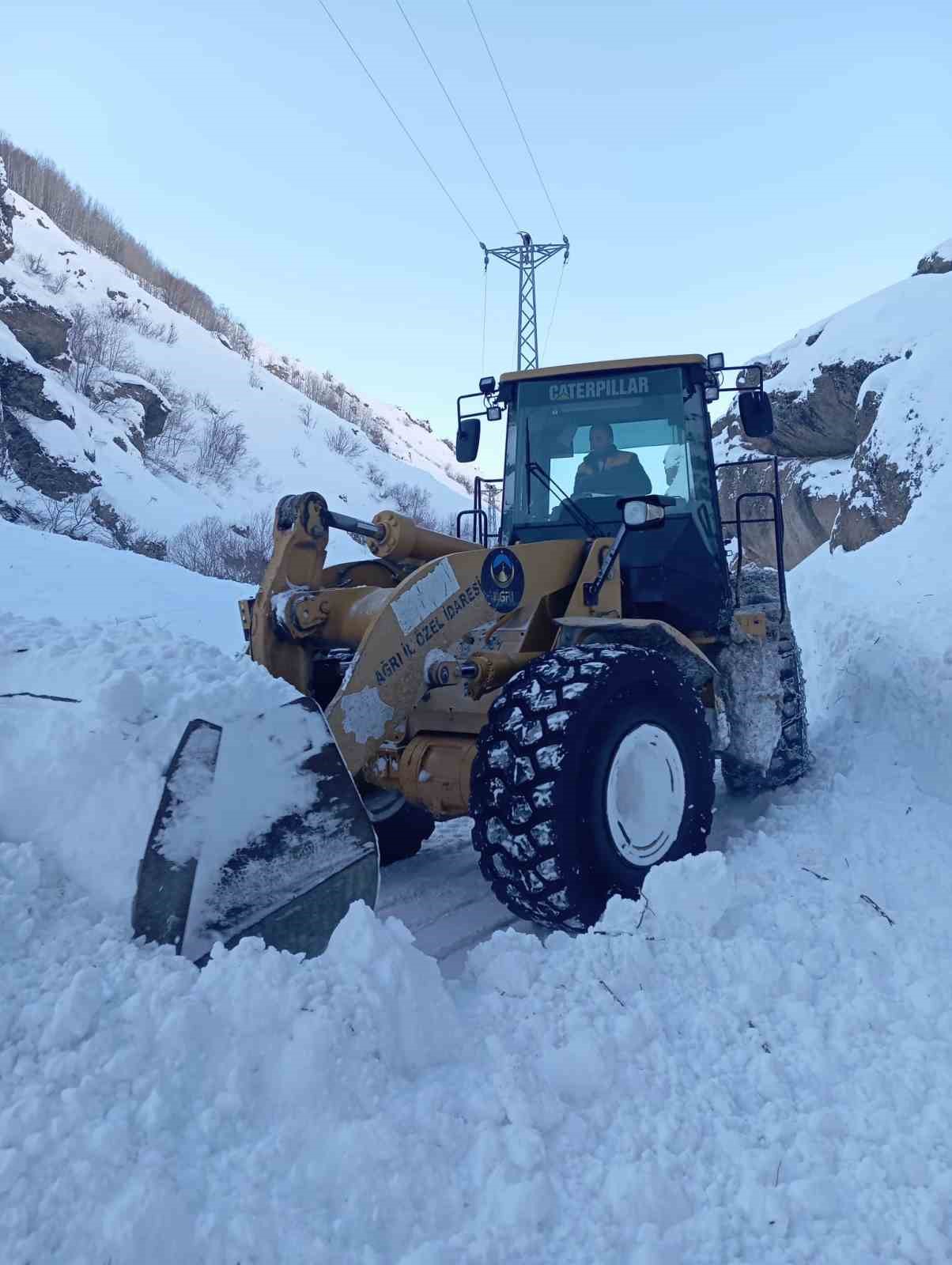 eleskirtte cig engeli kaldirildi 55 koy yolu ulasima acildi 7 h7FZnfkX