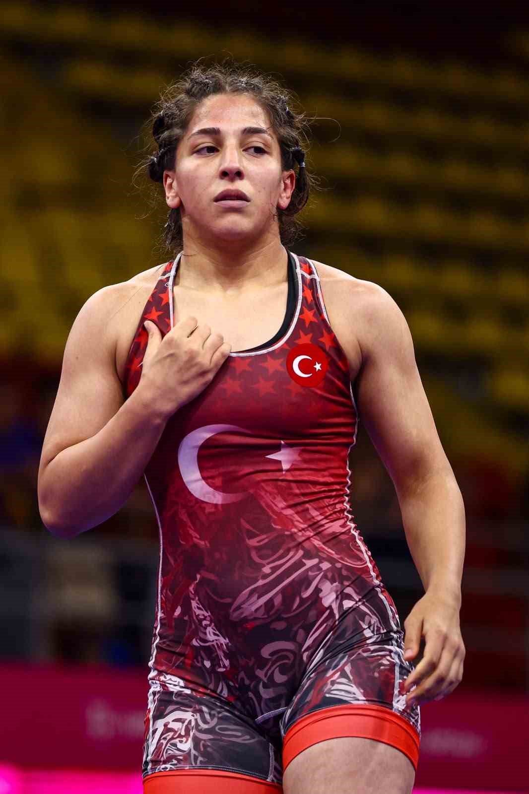 elif sevval kurt avrupa sampiyonu 3 K7U9cpni