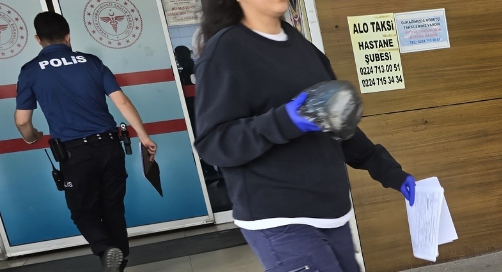 elini bicki makinesine kaptirdi parmagi koptu 1 3XLBUas1