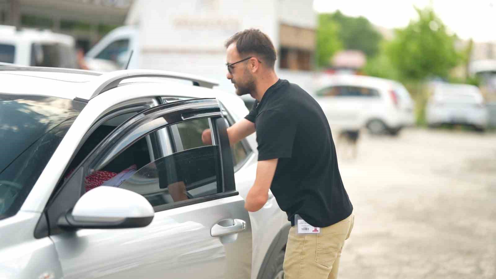 ellerini kaybetti hayata daha cok sarildi 1 impDnMCr