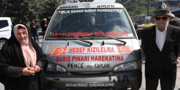 elmaci-dede-sehit-polislerin-hayrina-elma-dagitti-aJlENURm.jpg