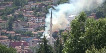 elmas-nineyi-yangindan-itfaiyeciler-kurtardi-O9jQpXdL.jpg