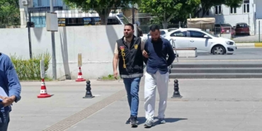 emekli-ogretmeni-2-milyon-lira-dolandirdi-2-bin-dakikalik-goruntu-incelenerek-yakalandi-OfMZu3FF.jpg