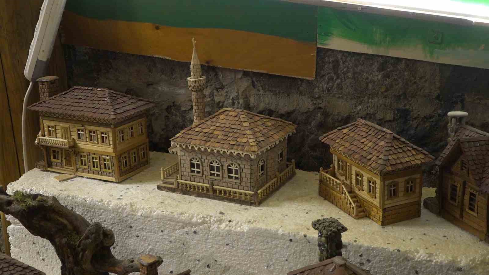 emekli olduktan sonra yaptigi ahsap maket evler begeni topluyor 3 vTGtUjYI