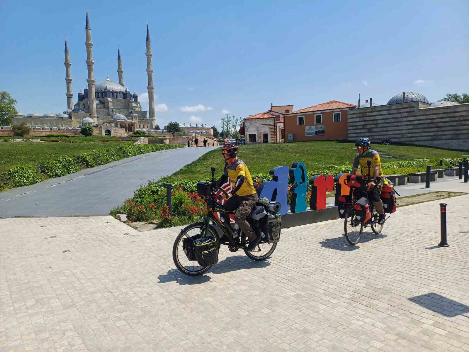 emekli oldular bisikletle turkiye turuna ciktilar 4 53eveqWs