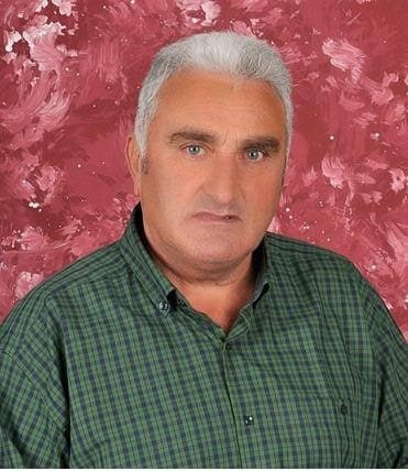 emekli polis devrilen traktorun altinda can verdi 7 IRF9gmUu
