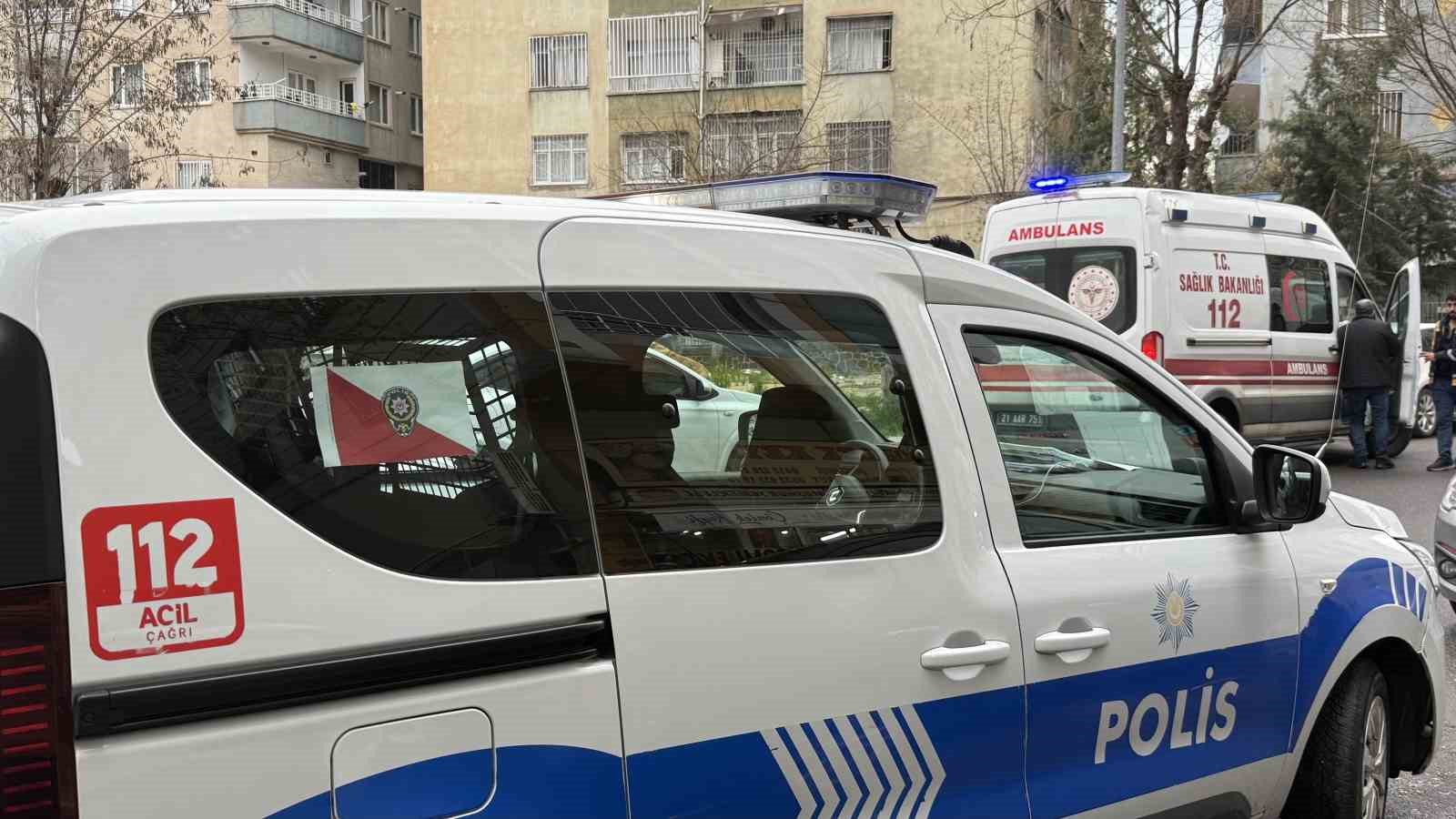 emekli polis evinde olu bulundu 0