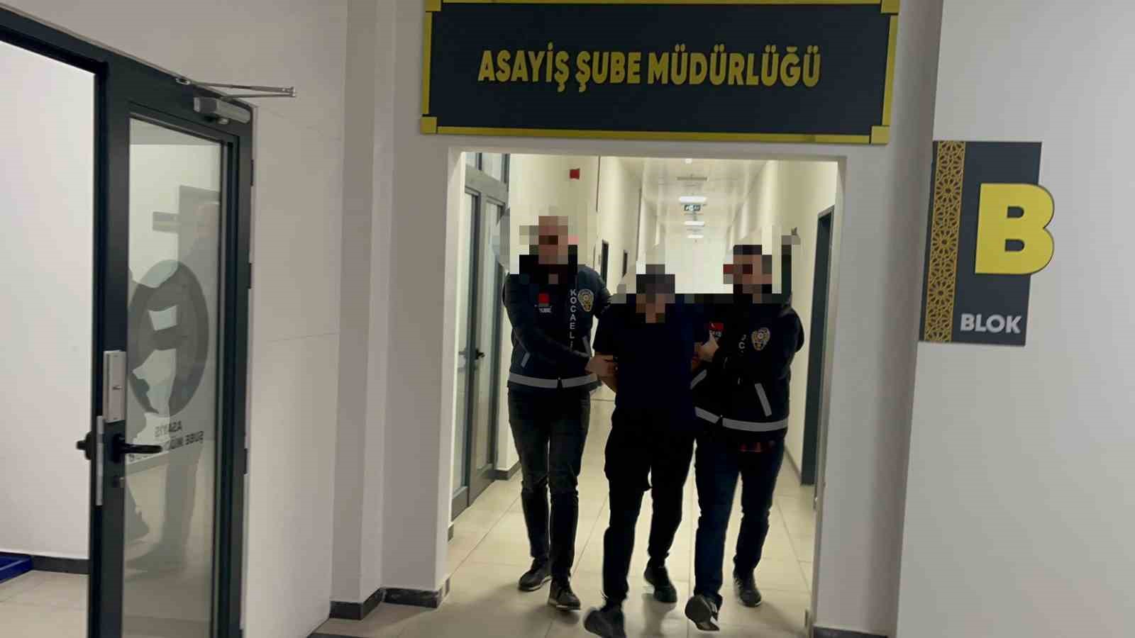 emekli polisi silahla yaralayan eski meclis uyesi tutuklandi 0 Tj8IGRUj