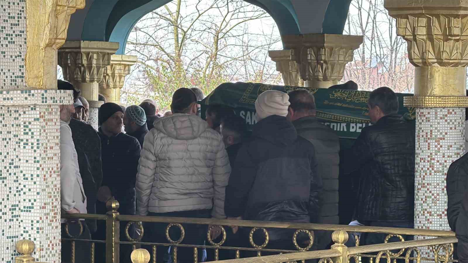 emekli polisin oldurdugu mhp ilce baskani son yolculuguna ugurlandi 9