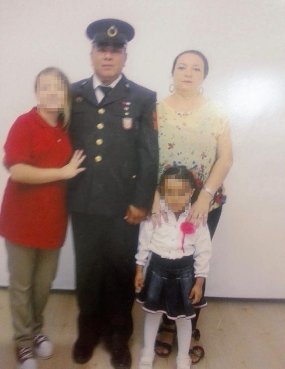 emekli uzman cavusun oldurdugu 16 yasindaki kizi ve esi eskisehirde topraga verildi 4 RXq5p54O
