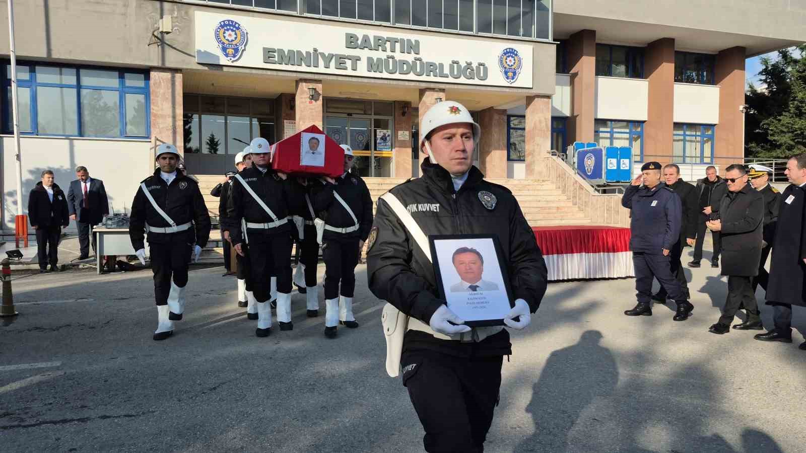emekliligine 4 gun kala kazada olen polis son kez is yerine getirildi 3 4IdiSzSi