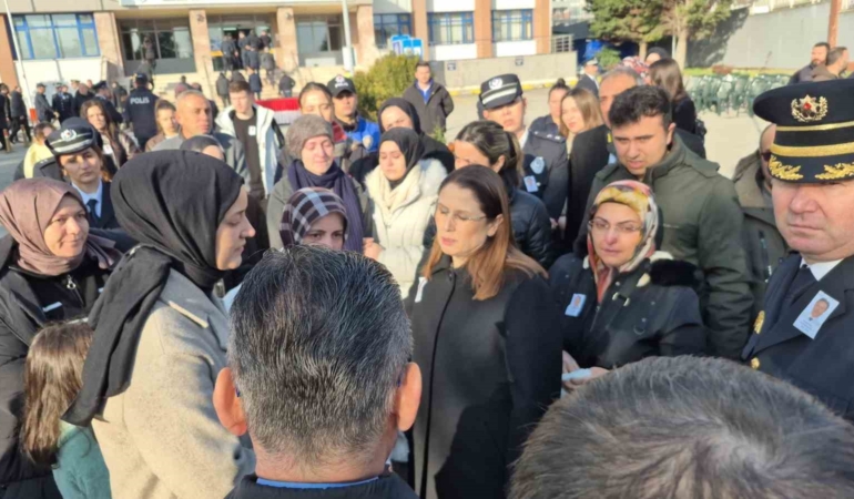 emekliligine-4-gun-kala-kazada-olen-polis-son-kez-is-yerine-getirildi-K4gXbHxJ.jpg