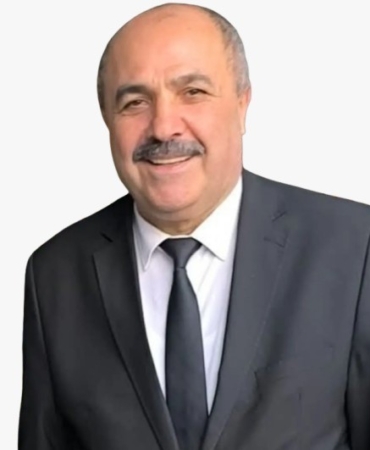 emeklilik-dilekcesini-verdikten-iki-gun-sonra-kalp-krizine-yenik-dustu-TsTZhYAs.jpg