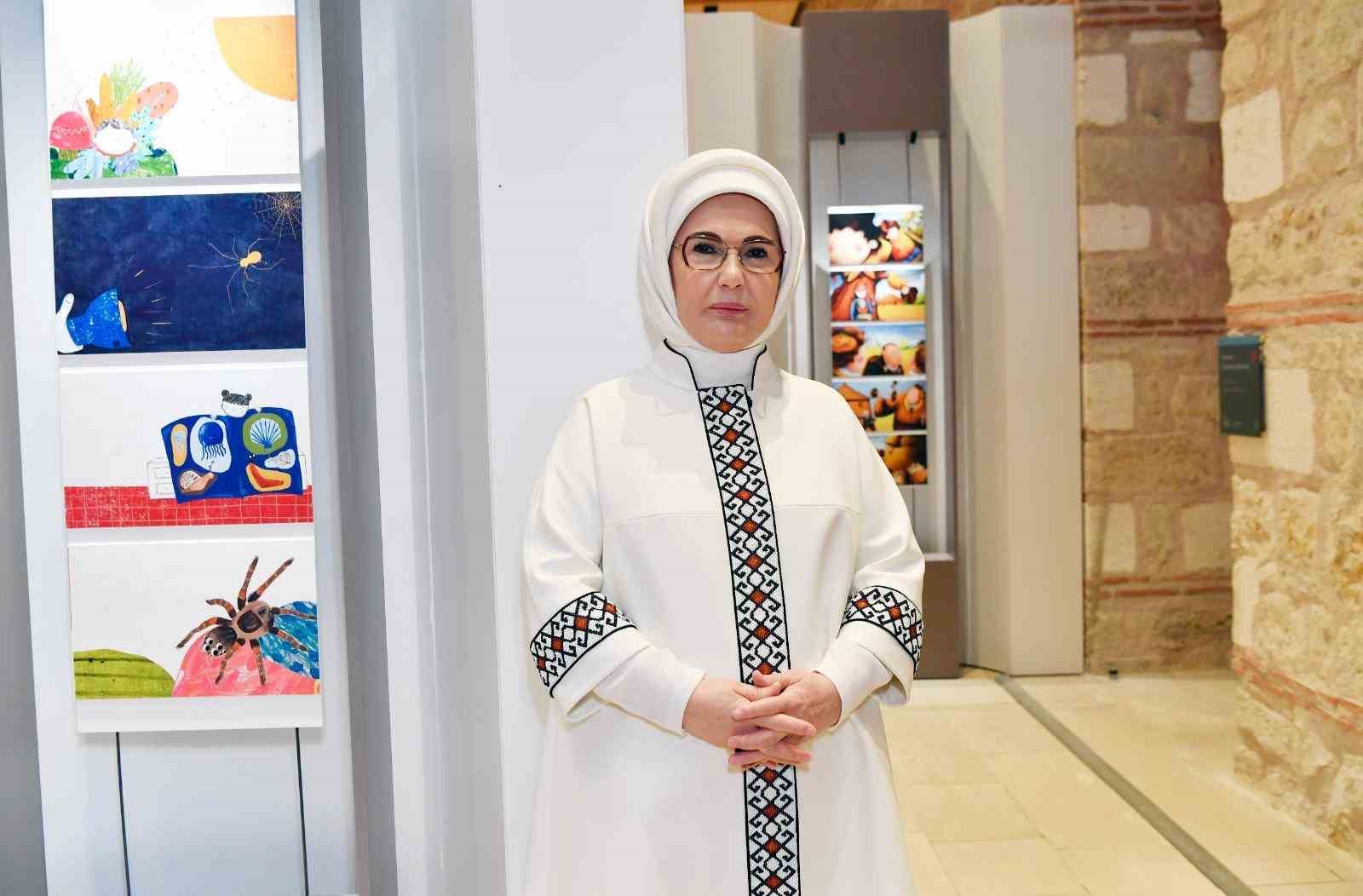emine erdogan ailelerimiz mutlaka cocuklarini turk edebiyatina tesvik etmeli 5 AAF1z8BS