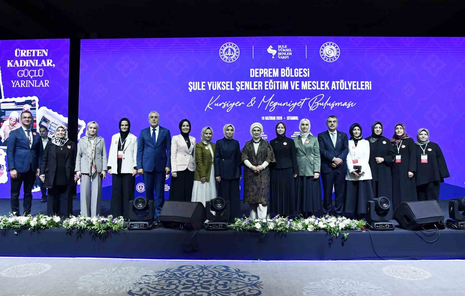 emine erdogan kadinlarin ekonomik hayata katilmasi afet sonrasi toparlanma doneminde buyuk oneme sahiptir 15 SOg3KMdQ
