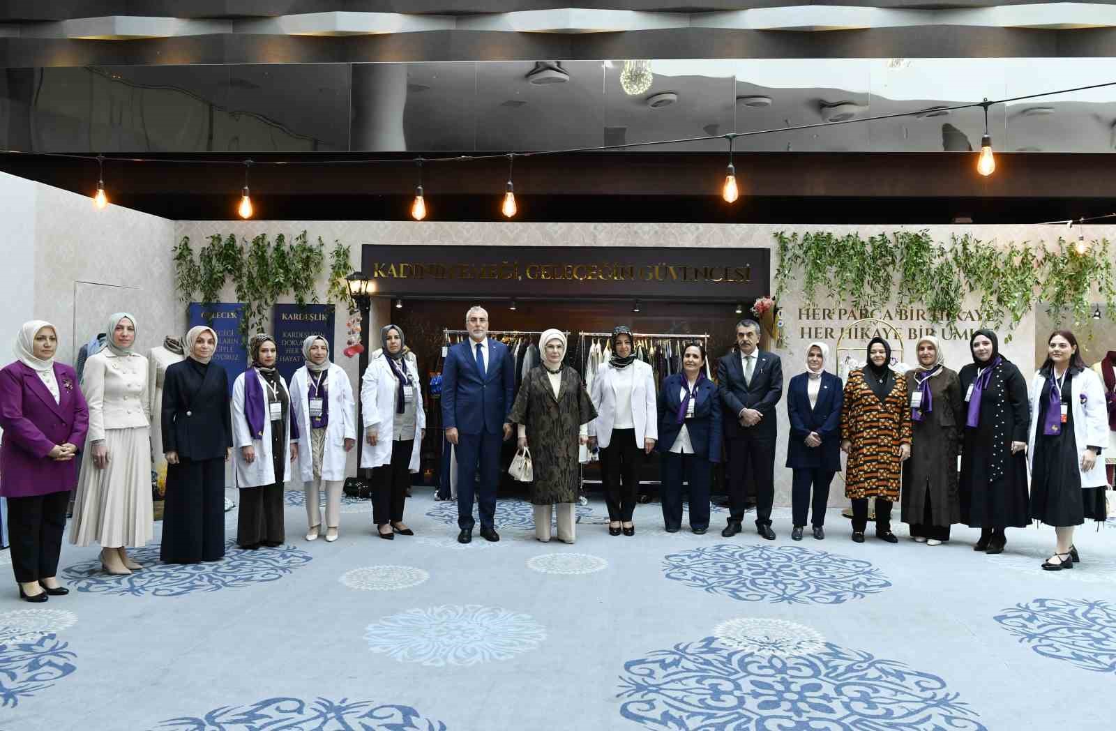 emine erdogan kadinlarin ekonomik hayata katilmasi afet sonrasi toparlanma doneminde buyuk oneme sahiptir 5 JwsAR8GY
