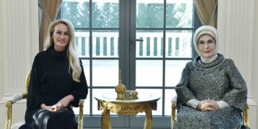 emine-erdogan-kktc-cumhurbaskaninin-esi-nilden-bektas-erhurman-ile-bir-araya-geldi-WrArwOjX.jpg