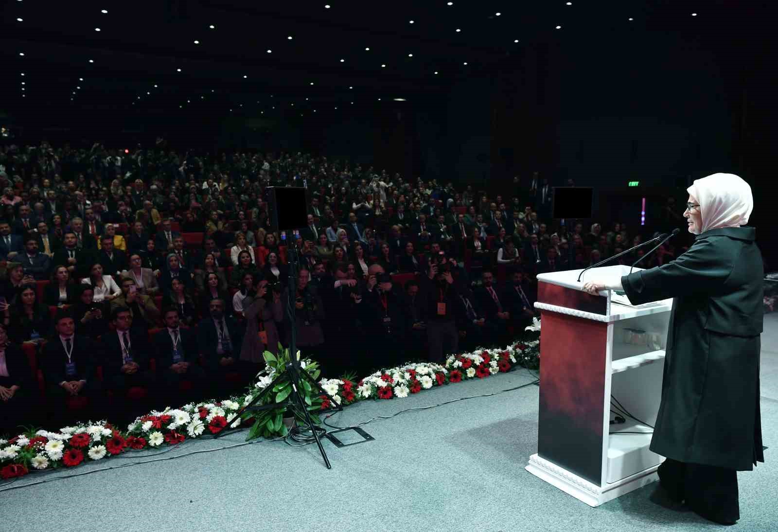 emine erdogan soykirimin kadin taniklari gazzede medya ve direnis programinin acilisinda konustu 7 Ehn3MdsQ