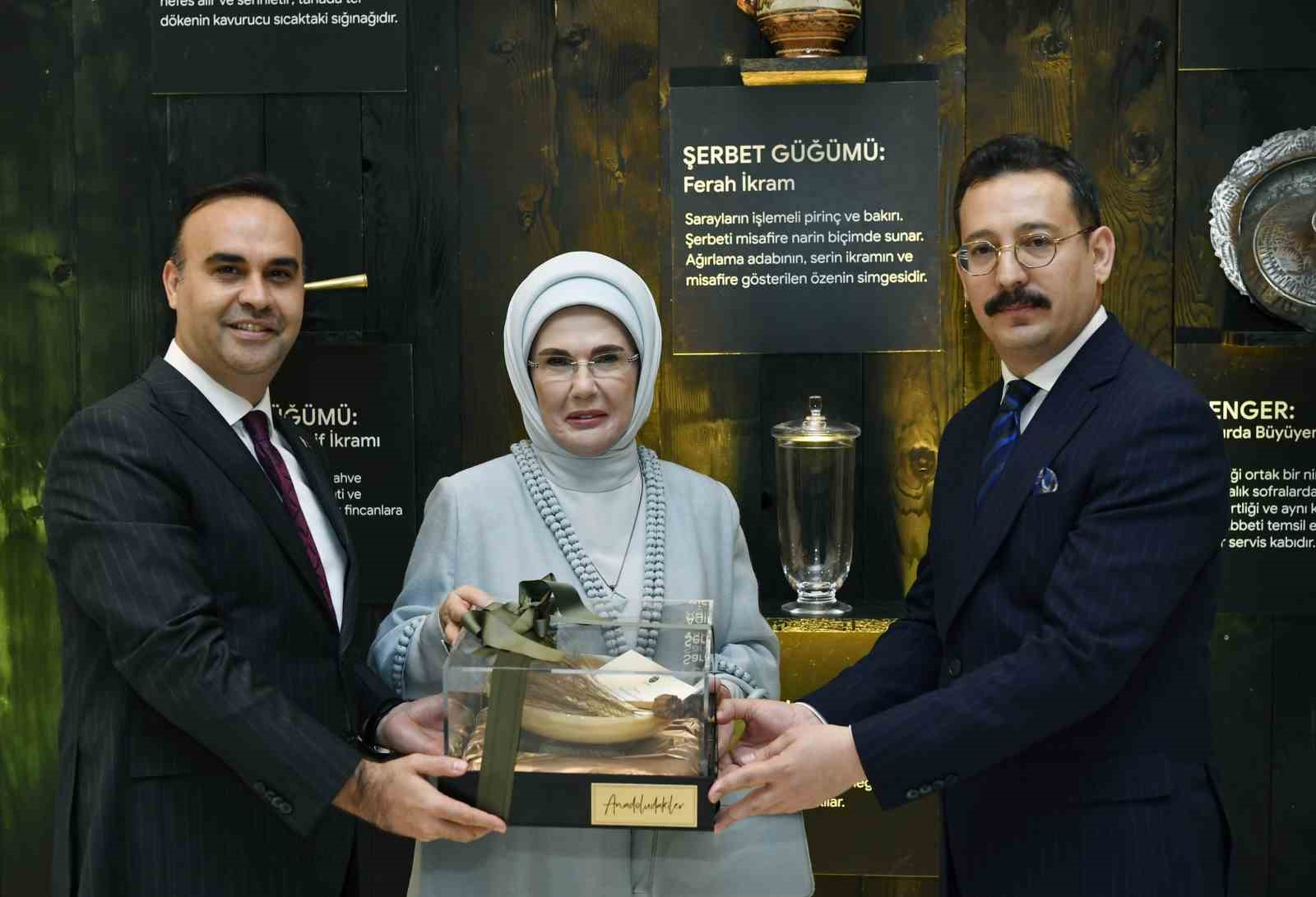 emine erdogan turk mutfagi anadolunun ruhunu ve vicdanini dunyanin dort bir yanina tasiyan en 6queJIjF