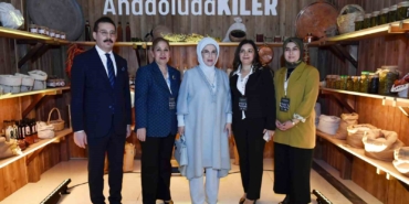 emine-erdogan-turk-mutfagi-anadolunun-ruhunu-ve-vicdanini-dunyanin-dort-bir-yanina-tasiyan-en-ws3qti1w.jpg
