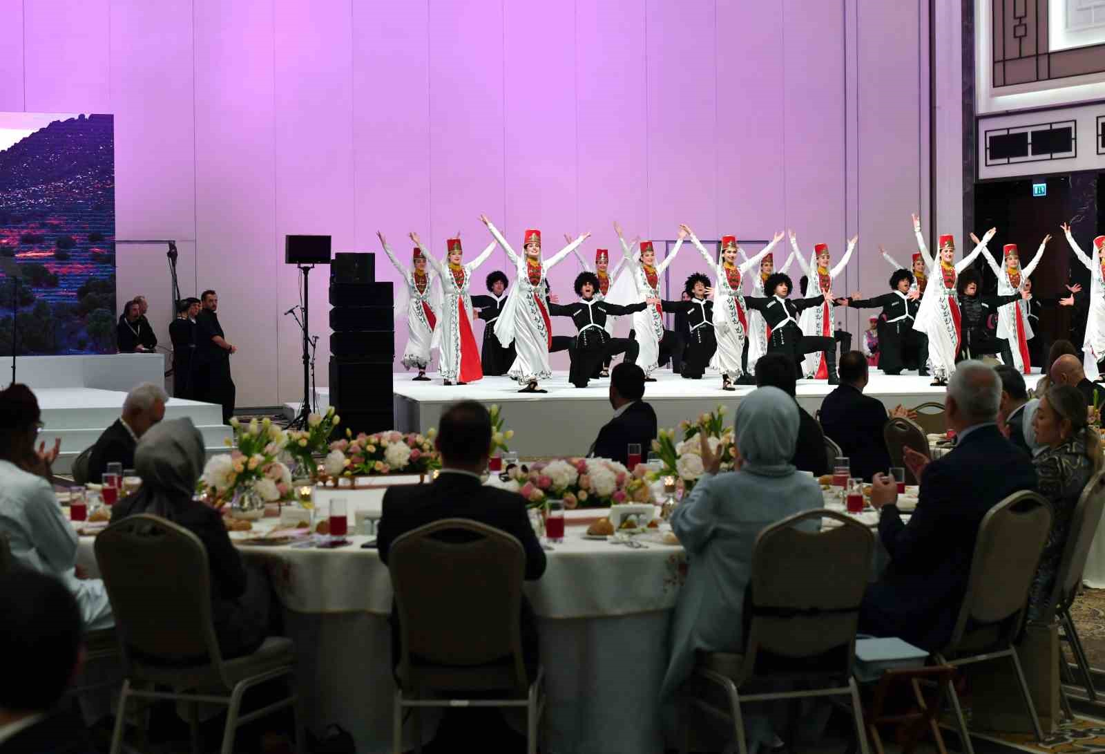 emine erdogan turk mutfagi anadolunun ruhunu ve vicdanini dunyanin dort bir yanina tasiyan en zCAvqkNk