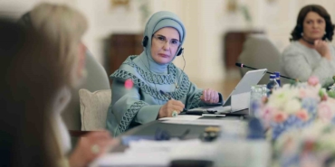 emine-erdoganin-nato-marjinda-bulusturdugu-lider-esleri-cocuklar-teknoloji-ve-guvenlik-konusunu-ele-aldi-HSTCpYfu.jpg