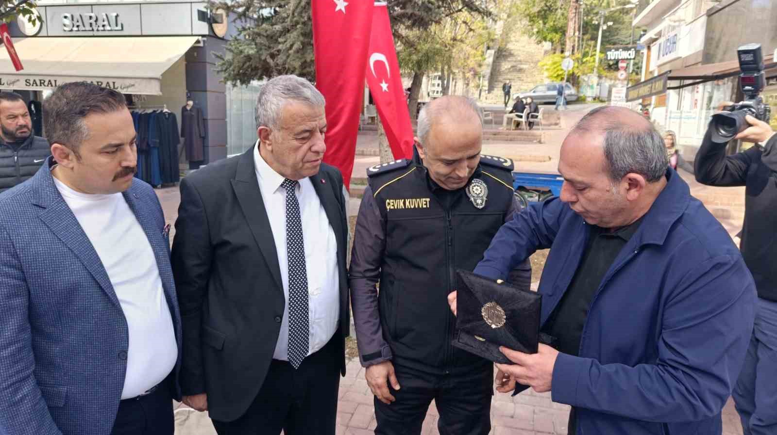 emniyet birimleri sorunlari yerinde tespit ediyor 1 se5TisQw