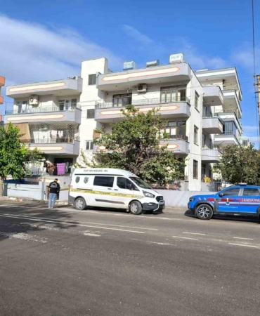 emniyet-genel-mudurlugu-suriyeli-sahsin-olumuyle-ilgili-yanlis-adrese-operasyon-soylentilerine-aciklik-getirdi-7DmqrTR3.jpg