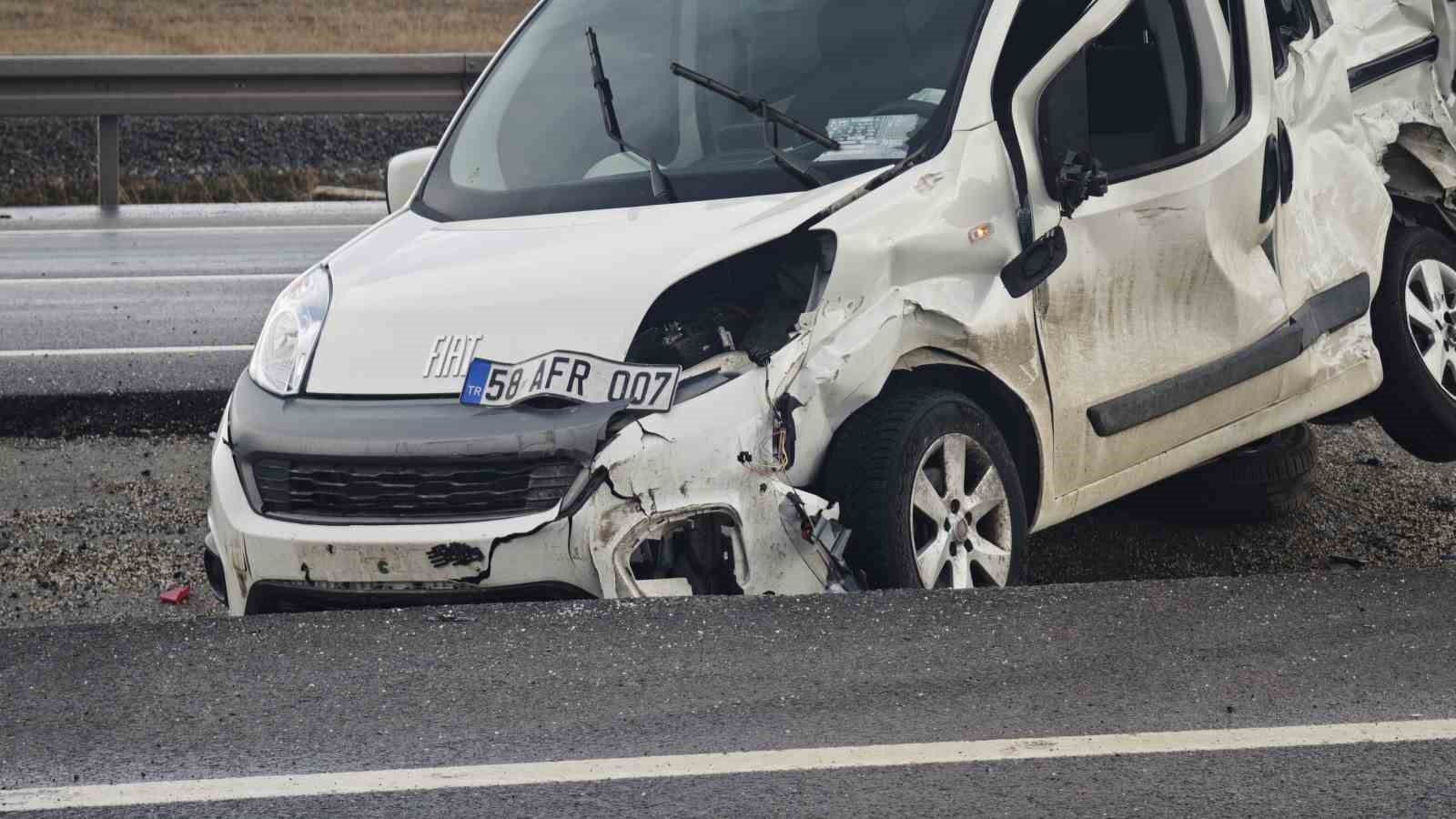 emniyet kemerini takmayan surucu aractan firladi 3 QPwGFFzY