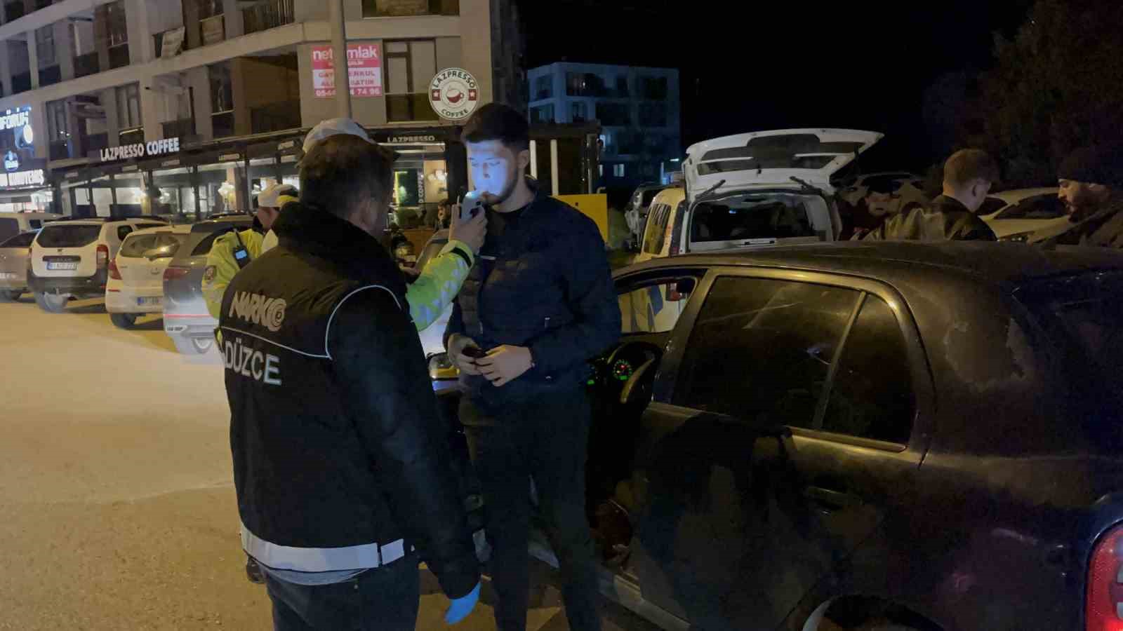 emniyet konuralpde huzur uygulamasi yapti 3 fODen6nG