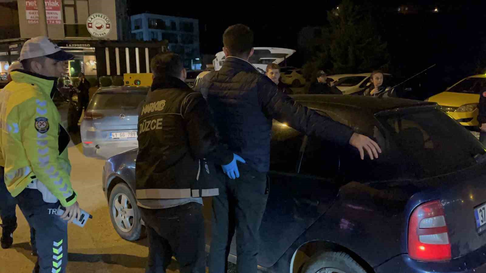 emniyet konuralpde huzur uygulamasi yapti 4 L7ANsCgq